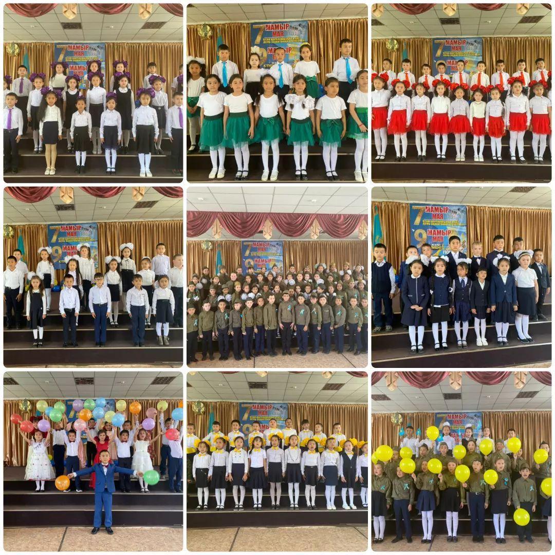 В рамках "Проекта 25 песен" в школе был проведен конкурс патриотической песни среди учащихся начальных классов.